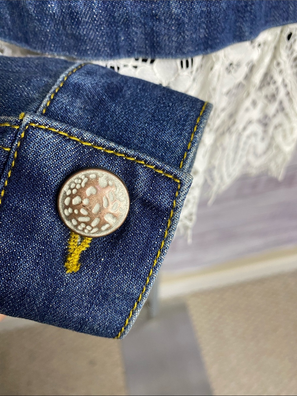 Cabi Dakota denim jacket with lace trim - Picture 5 of 6